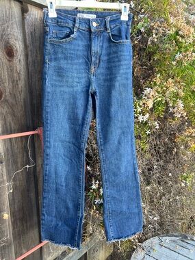 Zara Blue Cropped Ankle Jeans